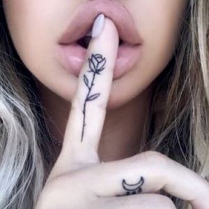 Meet your Posher, Renata